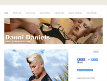 Tablet Screenshot of dannidaniels.net
